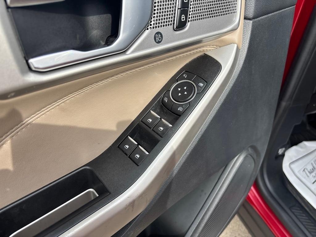 used 2022 Ford Explorer car, priced at $33,452