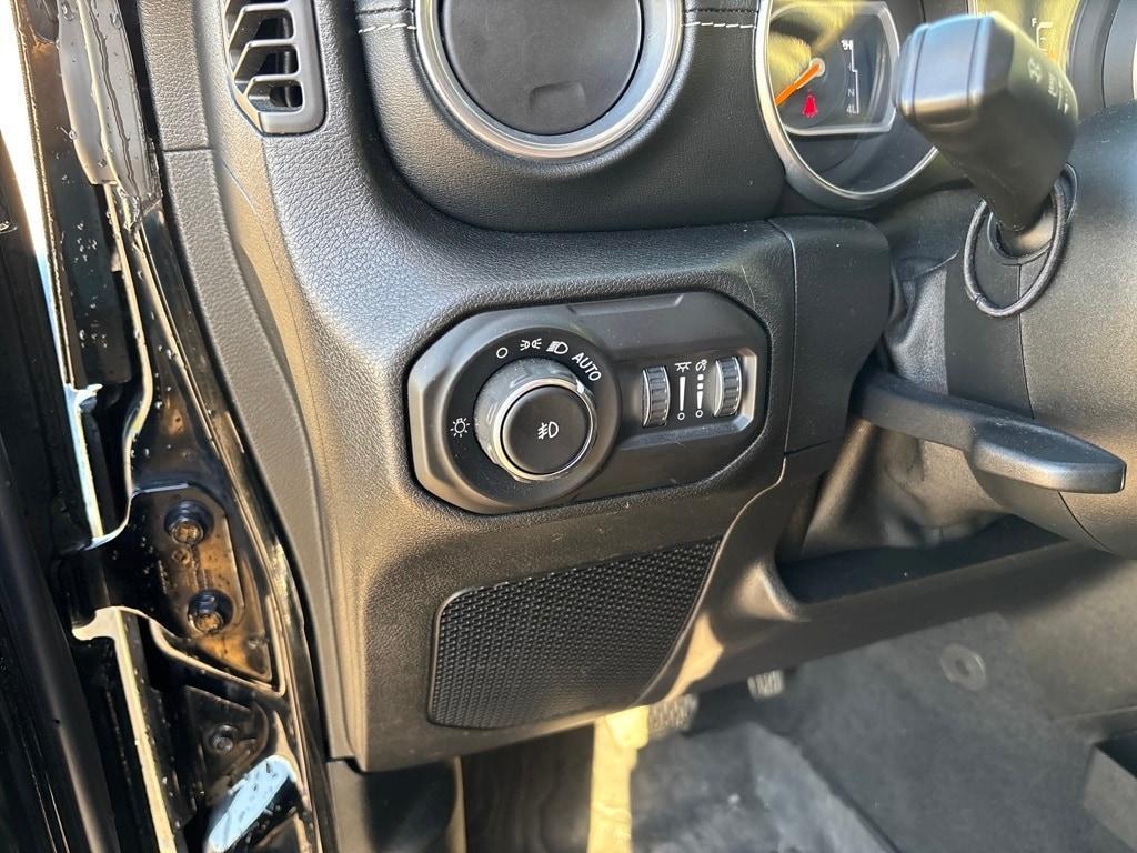 used 2018 Jeep Wrangler Unlimited car, priced at $27,900