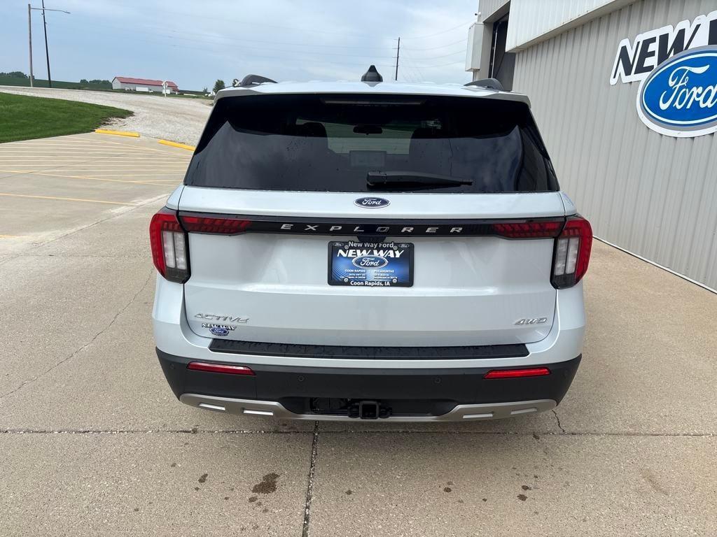 new 2025 Ford Explorer car, priced at $47,015