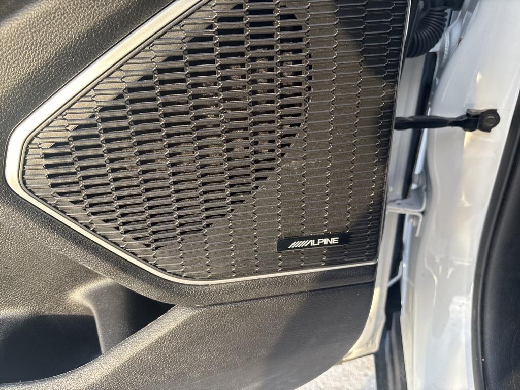 used 2023 Jeep Grand Cherokee car, priced at $29,900