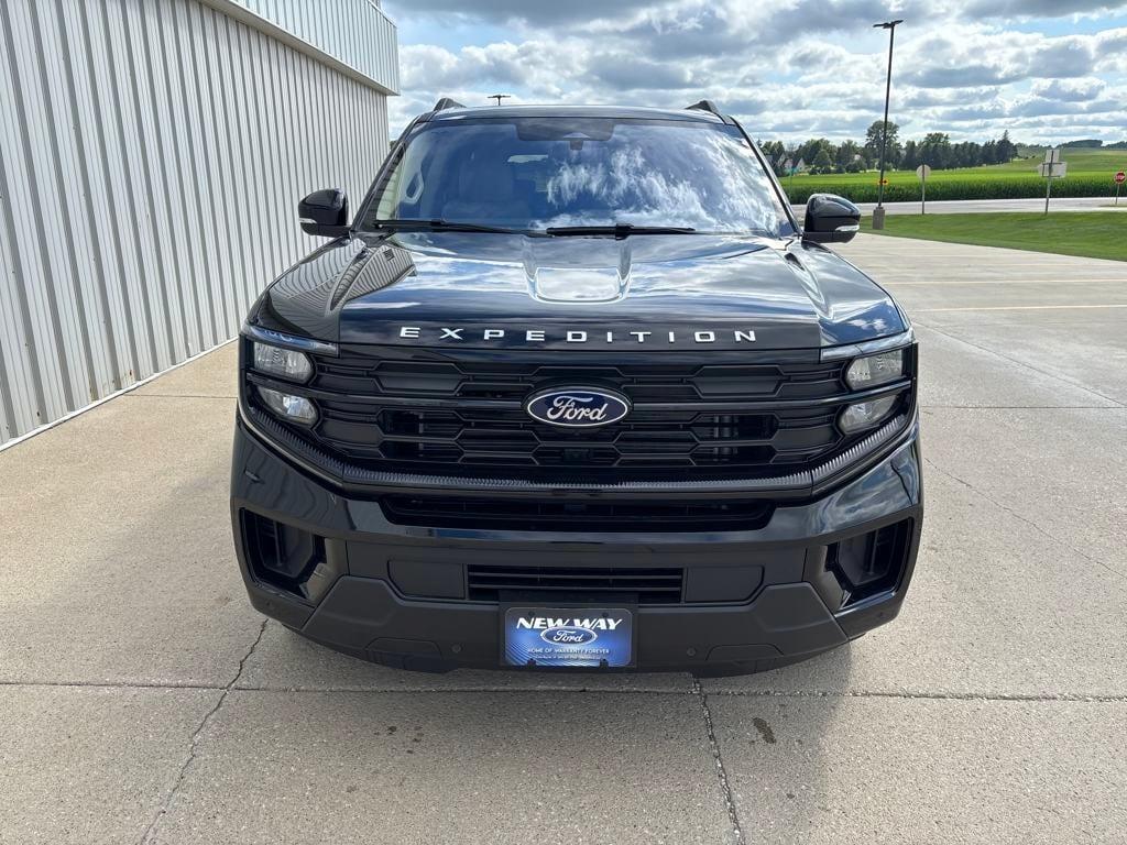 new 2025 Ford Expedition Max car, priced at $71,350