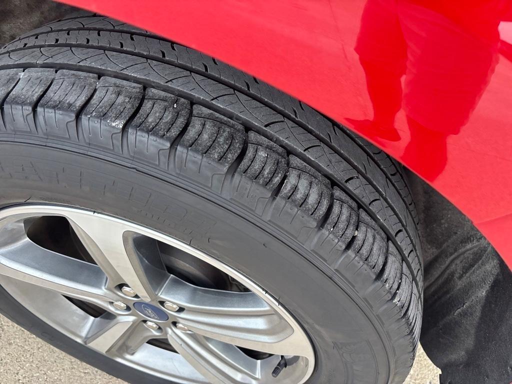 used 2022 Ford Edge car, priced at $25,900