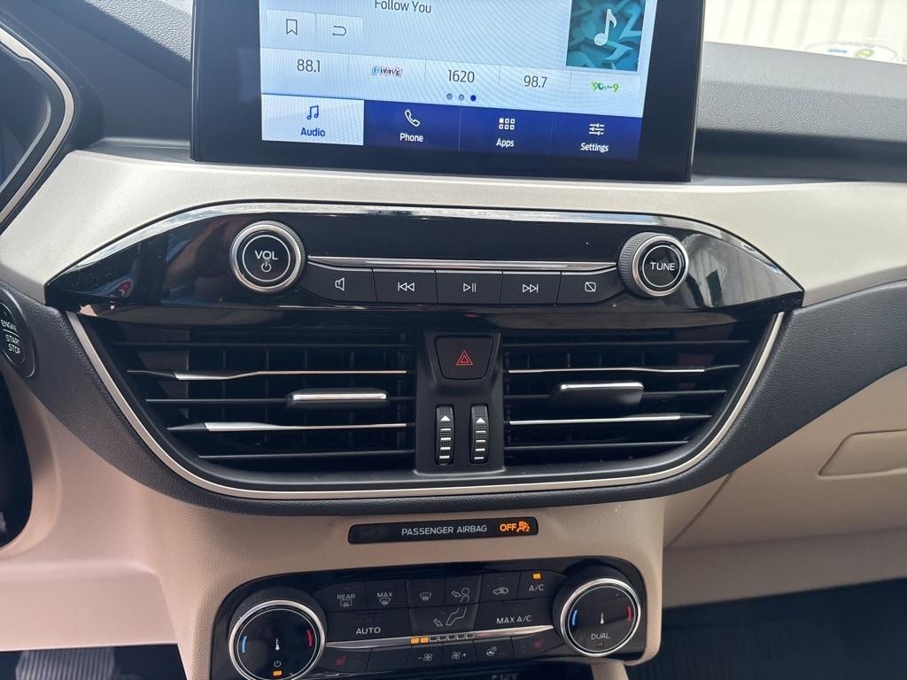 used 2022 Ford Escape car, priced at $24,504