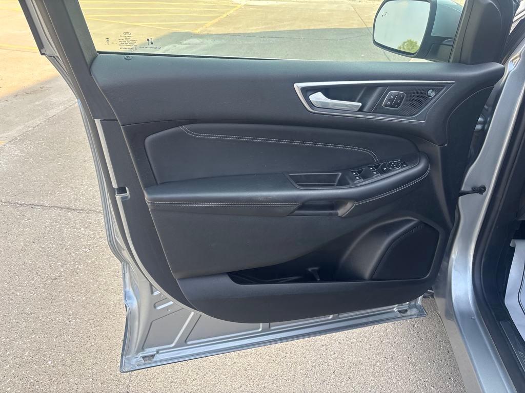 used 2023 Ford Edge car, priced at $27,500