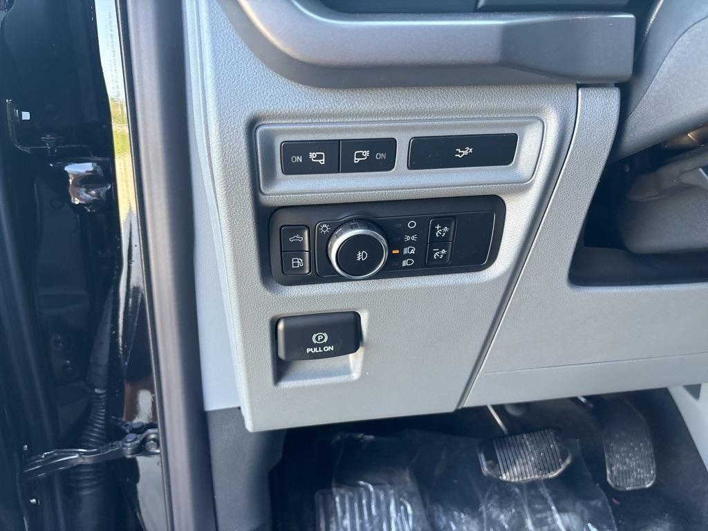 new 2024 Ford F-150 car, priced at $51,013