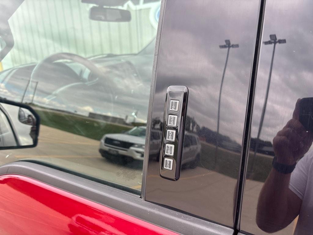 used 2019 Ford F-150 car, priced at $21,900