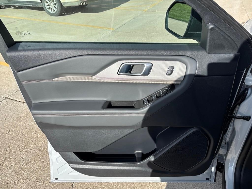 new 2026 Ford Explorer car, priced at $42,340