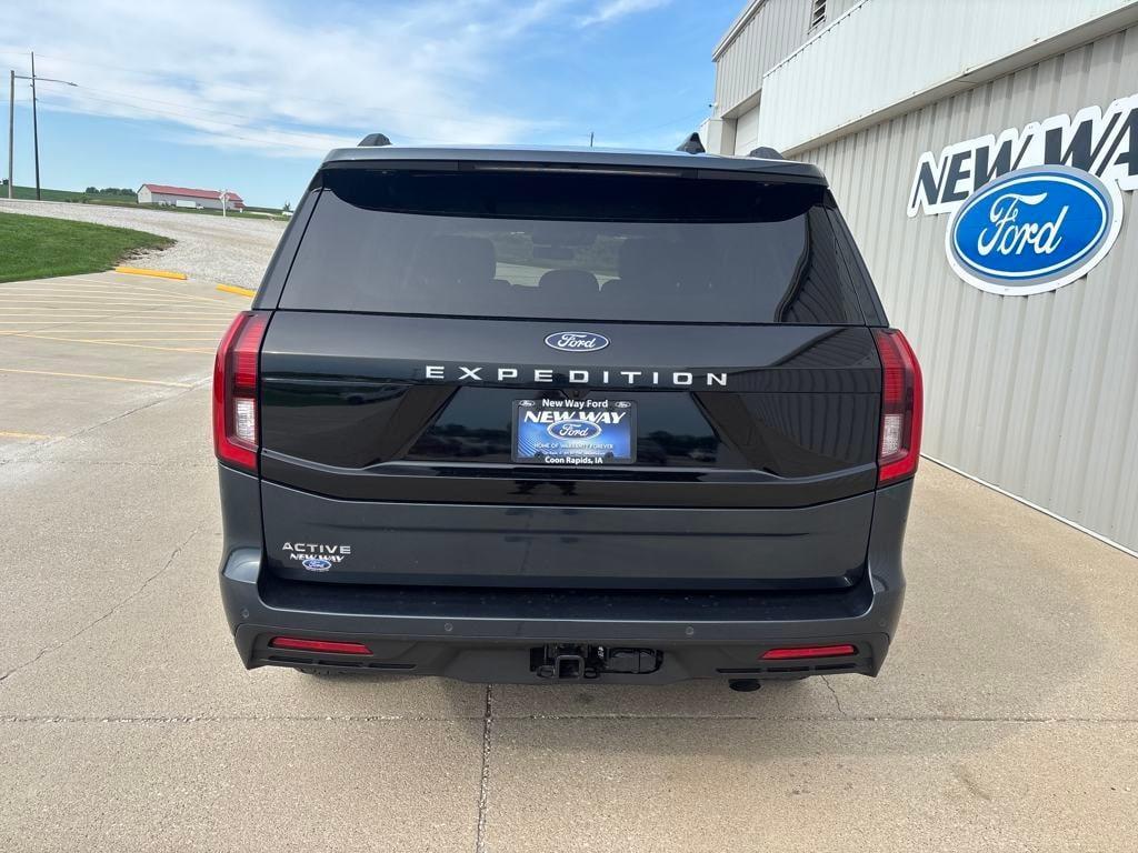 new 2025 Ford Expedition car, priced at $69,419