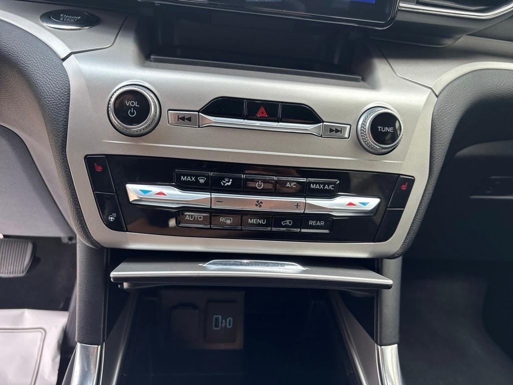 used 2022 Ford Explorer car, priced at $32,500