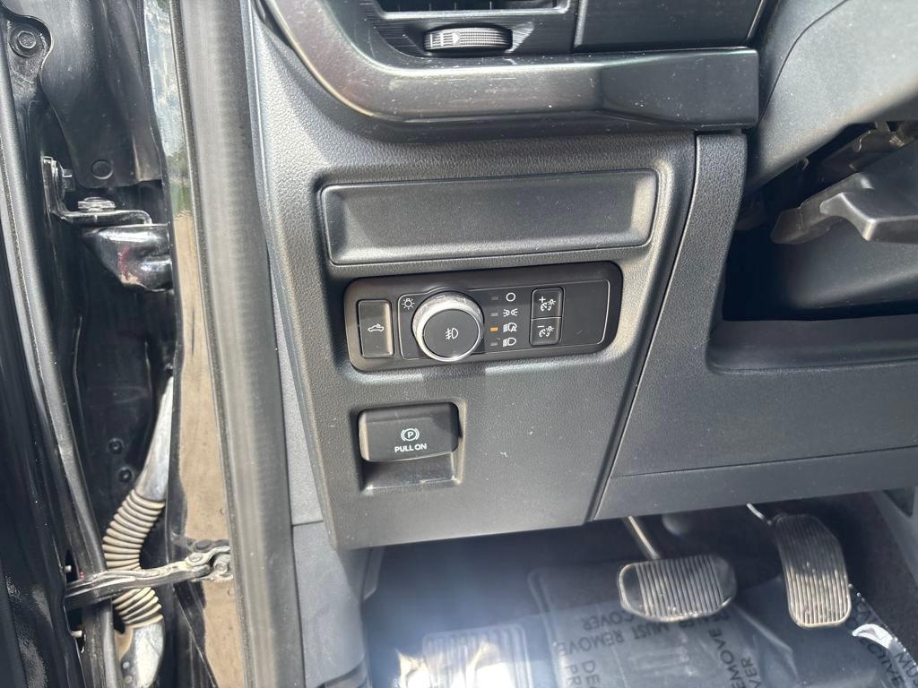 used 2021 Ford F-150 car, priced at $26,900