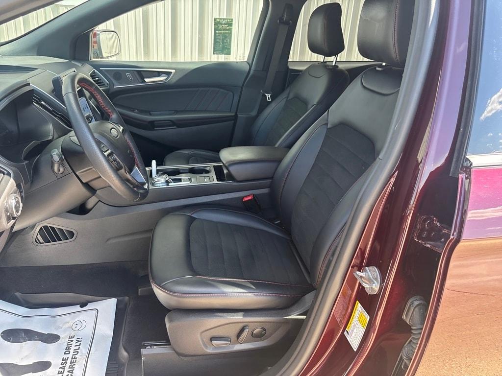 used 2023 Ford Edge car, priced at $32,400