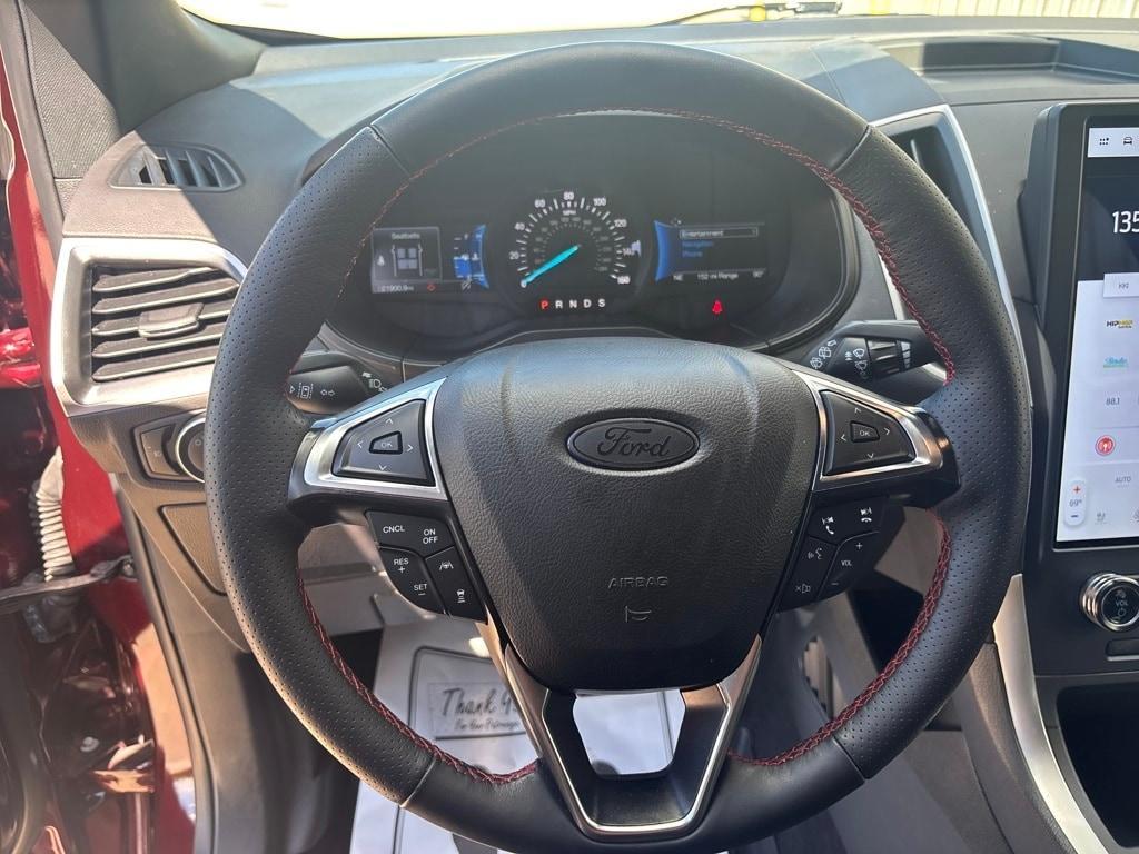 used 2023 Ford Edge car, priced at $32,400