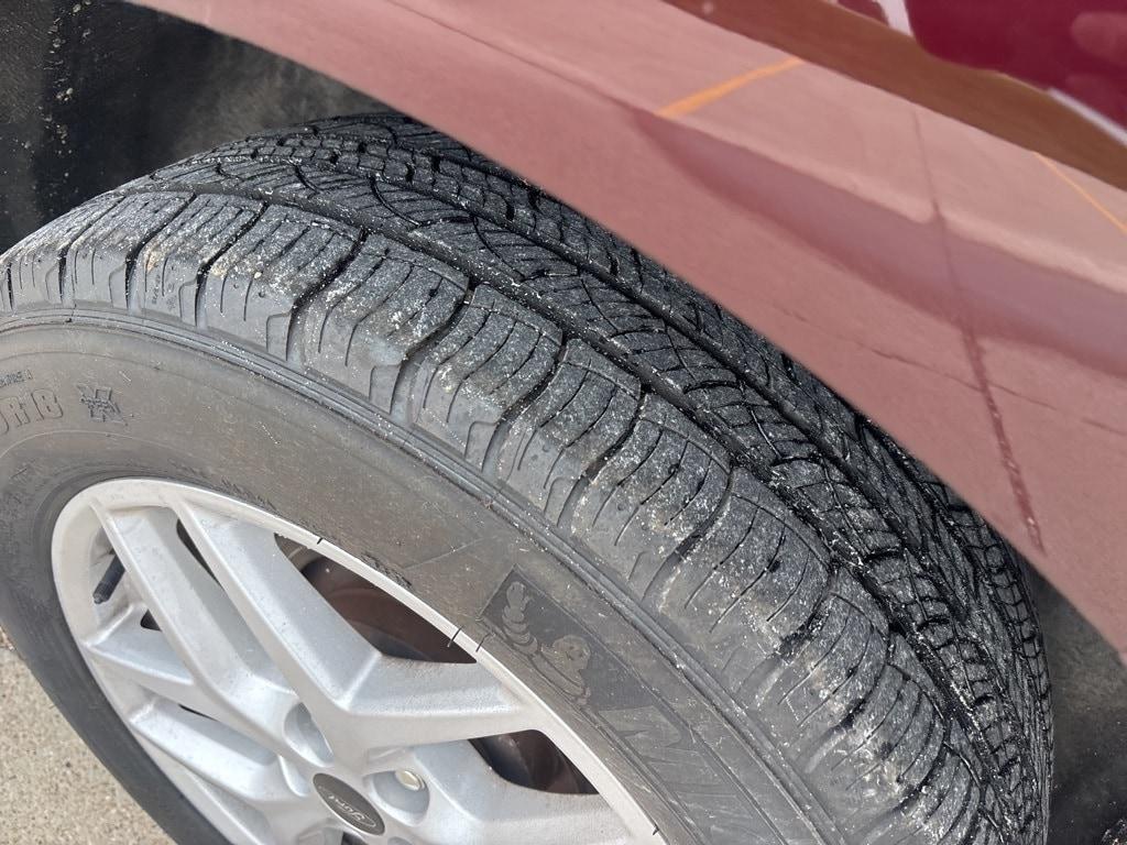 used 2023 Ford Edge car, priced at $29,900