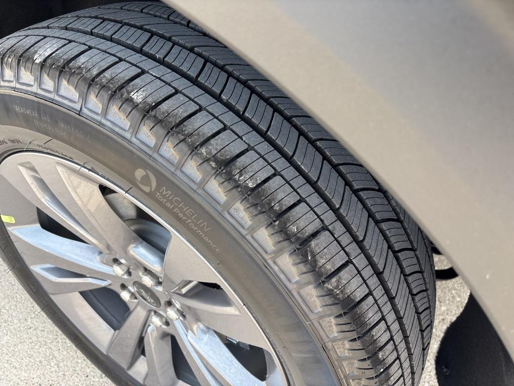 new 2025 Ford Explorer car, priced at $47,340