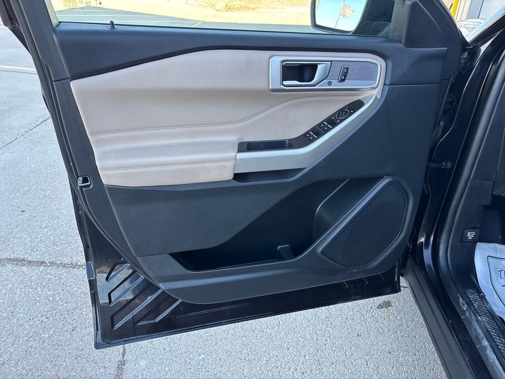 used 2023 Ford Explorer car, priced at $32,103
