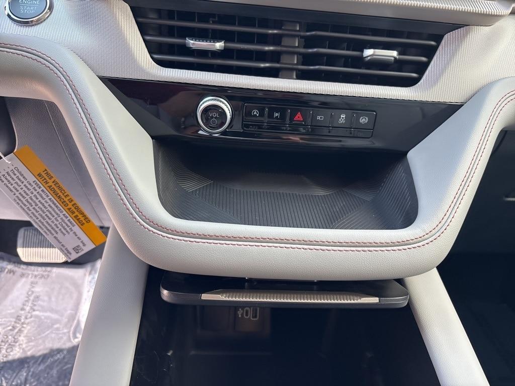 new 2025 Ford Explorer car, priced at $49,080