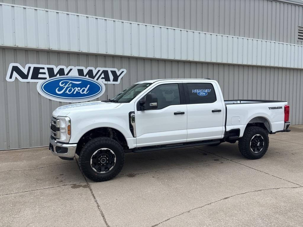 new 2025 Ford F-350 car, priced at $65,785