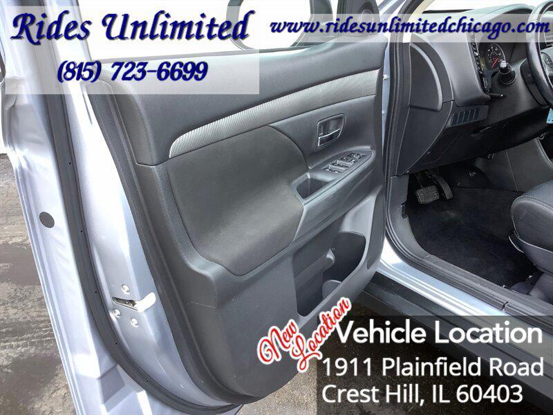 used 2016 Mitsubishi Outlander car, priced at $7,899