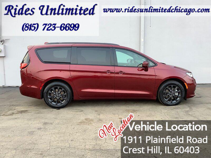 used 2021 Chrysler Pacifica car, priced at $18,795