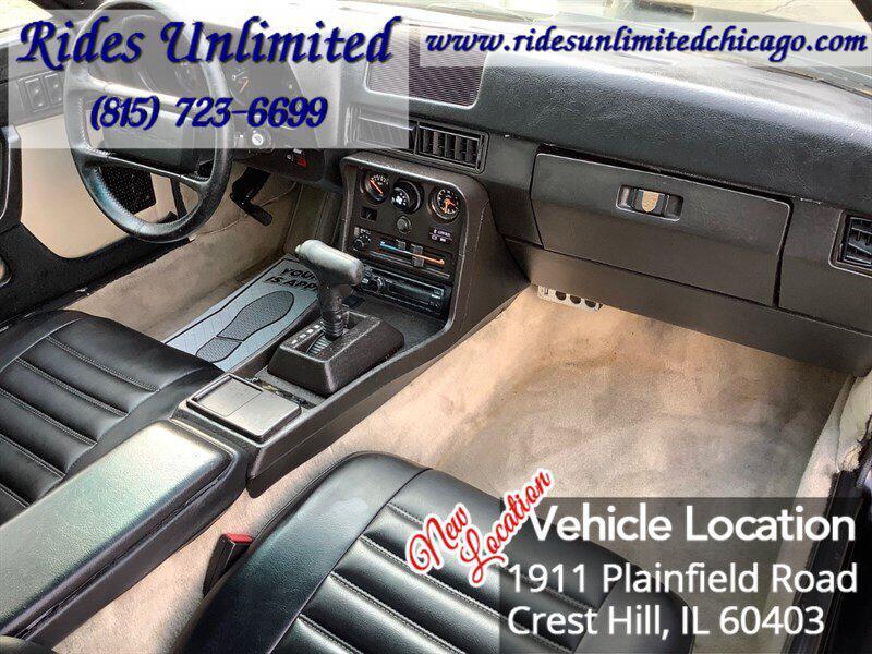 used 1988 Porsche 924 car, priced at $2,500