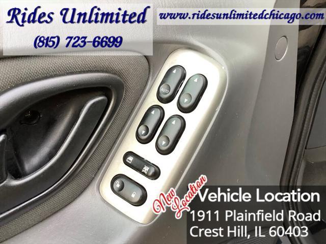 used 2004 Ford Escape car, priced at $7,495