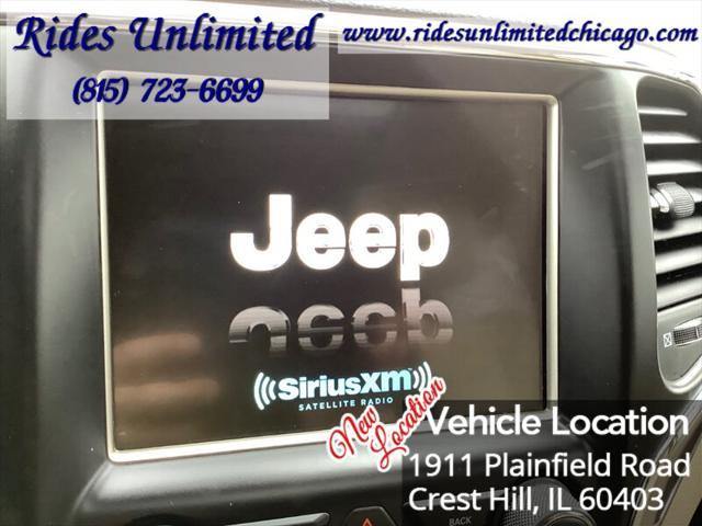 used 2017 Jeep Grand Cherokee car, priced at $13,995