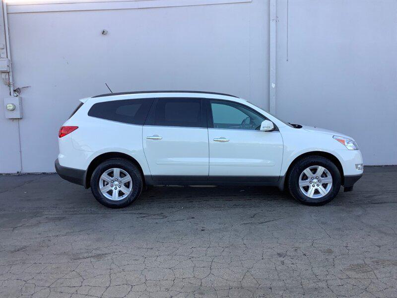 used 2011 Chevrolet Traverse car, priced at $6,995