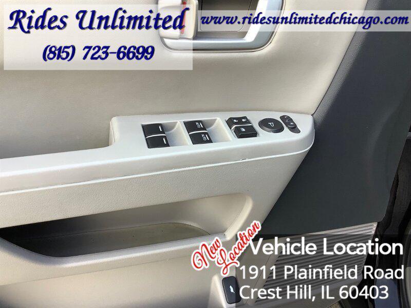 used 2015 Honda Pilot car, priced at $16,695