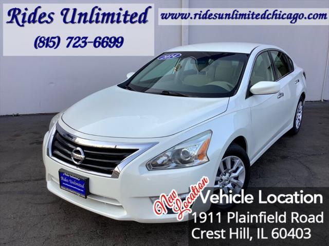 used 2014 Nissan Altima car, priced at $7,895