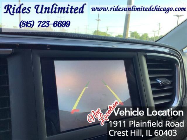 used 2020 Chrysler Pacifica car, priced at $15,995