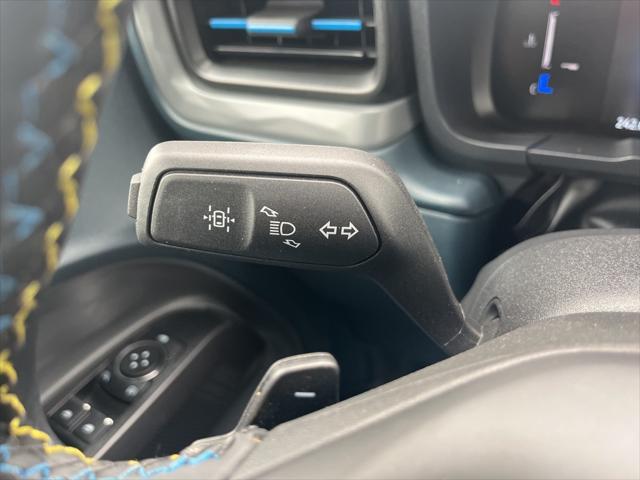 new 2025 Ford Maverick car