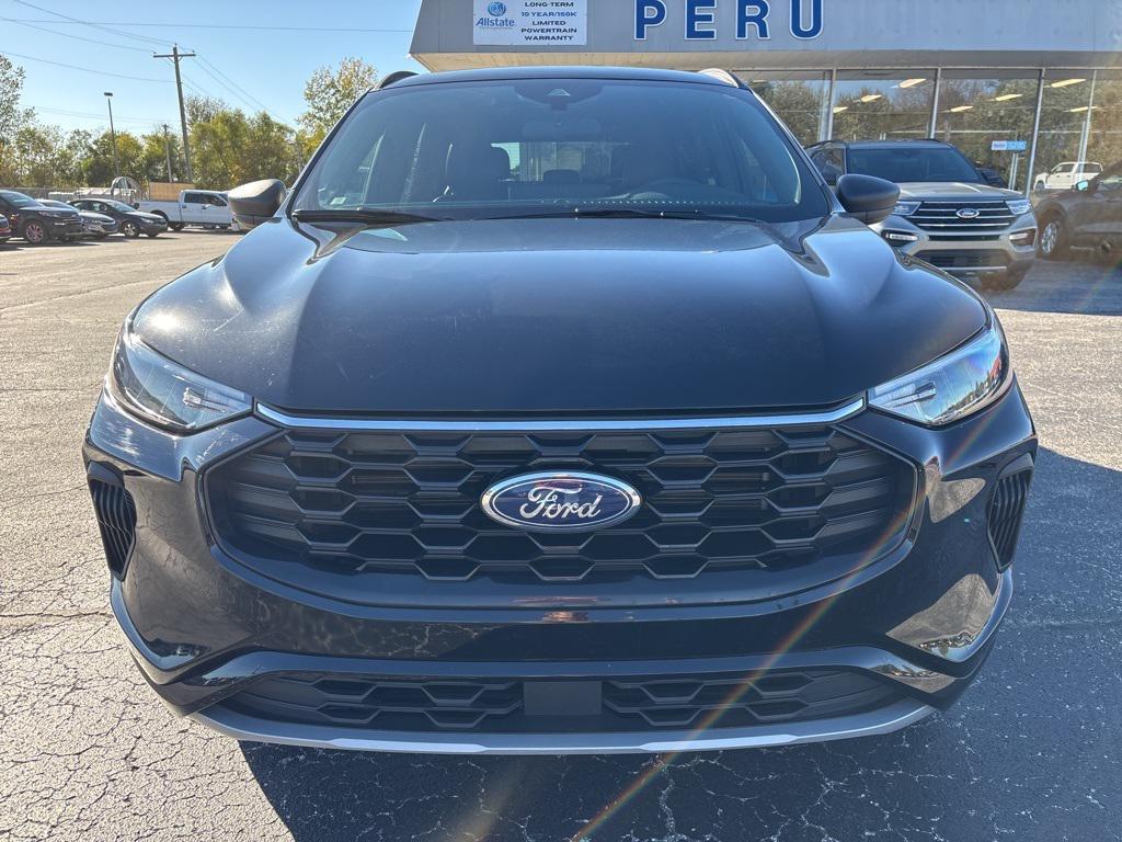used 2023 Ford Escape car, priced at $25,987