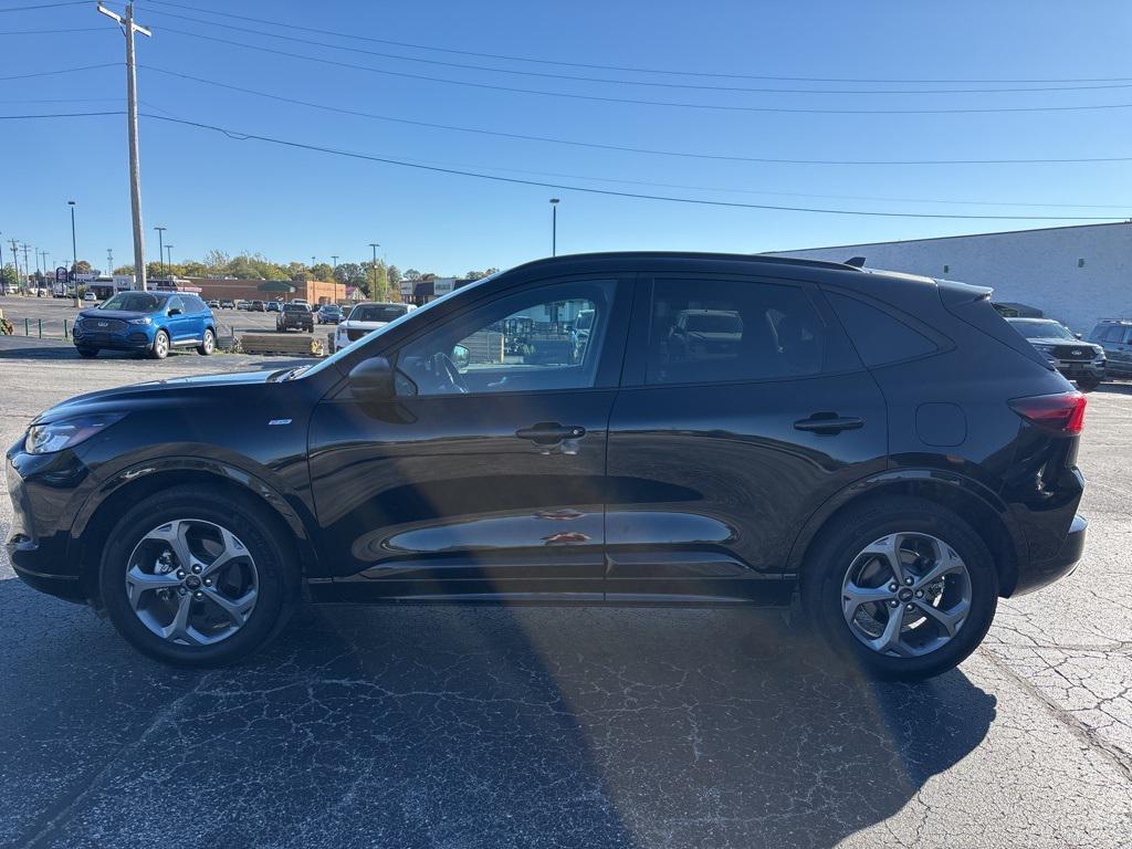 used 2023 Ford Escape car, priced at $25,987