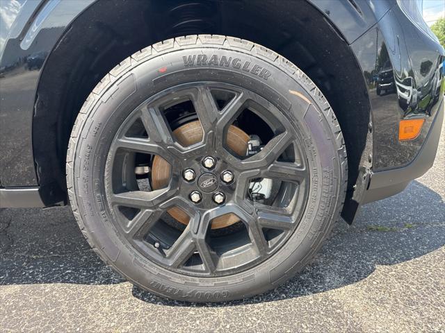 new 2025 Ford Maverick car