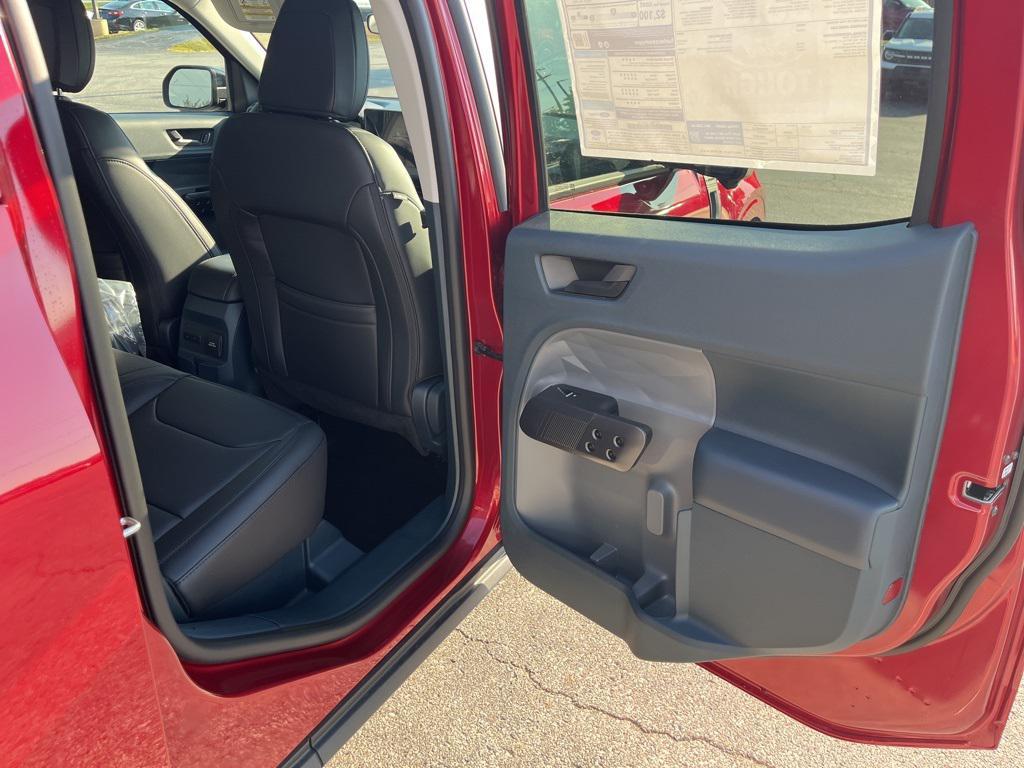 new 2025 Ford Maverick car, priced at $41,265