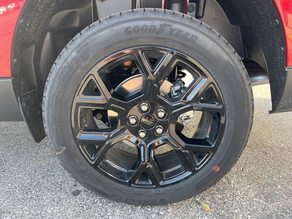 new 2025 Ford Maverick car, priced at $41,265