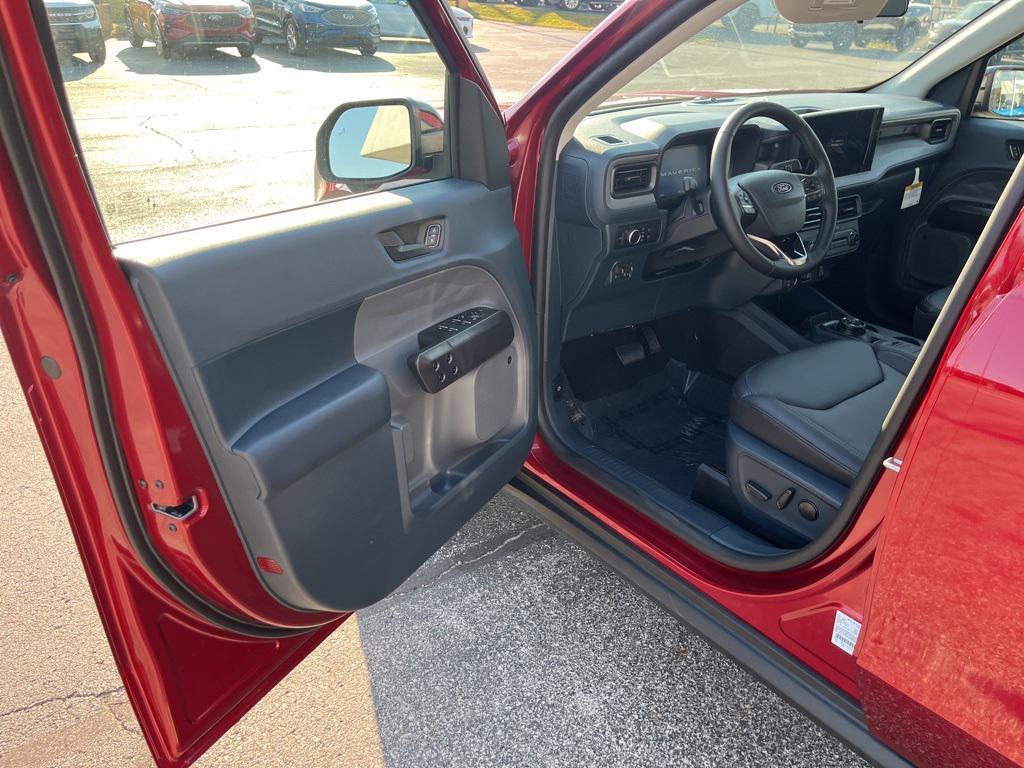 new 2025 Ford Maverick car, priced at $41,265