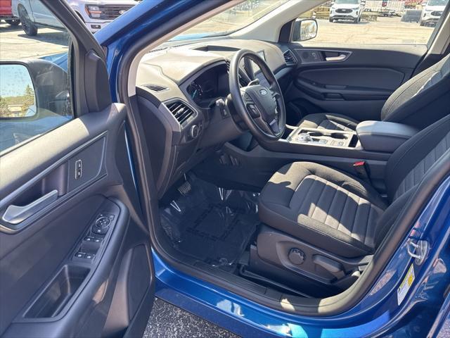 new 2024 Ford Edge car, priced at $40,060