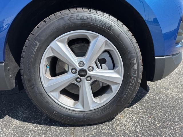new 2024 Ford Edge car, priced at $40,060