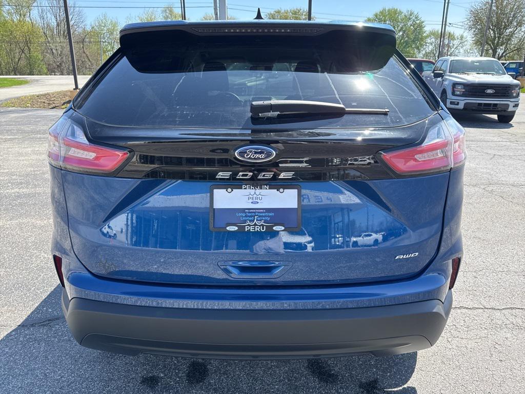 new 2024 Ford Edge car, priced at $40,060