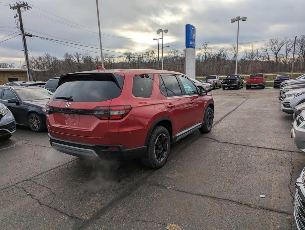 new 2025 Honda Pilot car, priced at $46,434