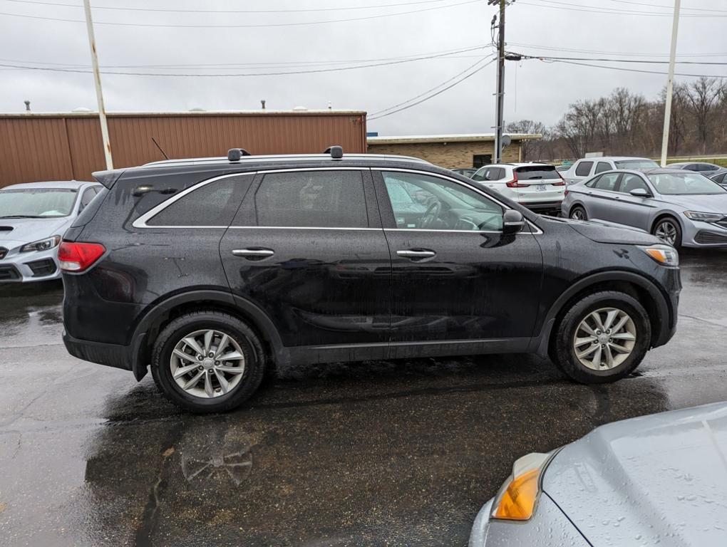 used 2017 Kia Sorento car, priced at $11,664