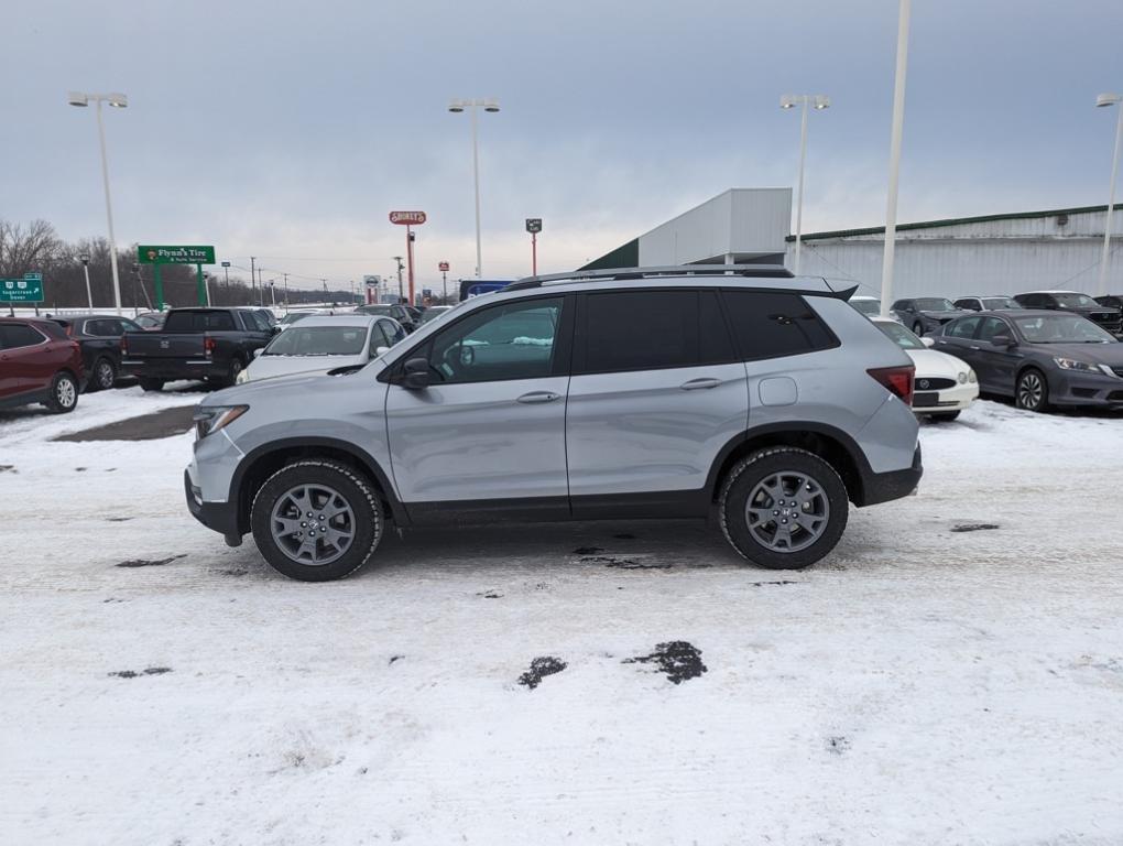 new 2025 Honda Passport car, priced at $43,705