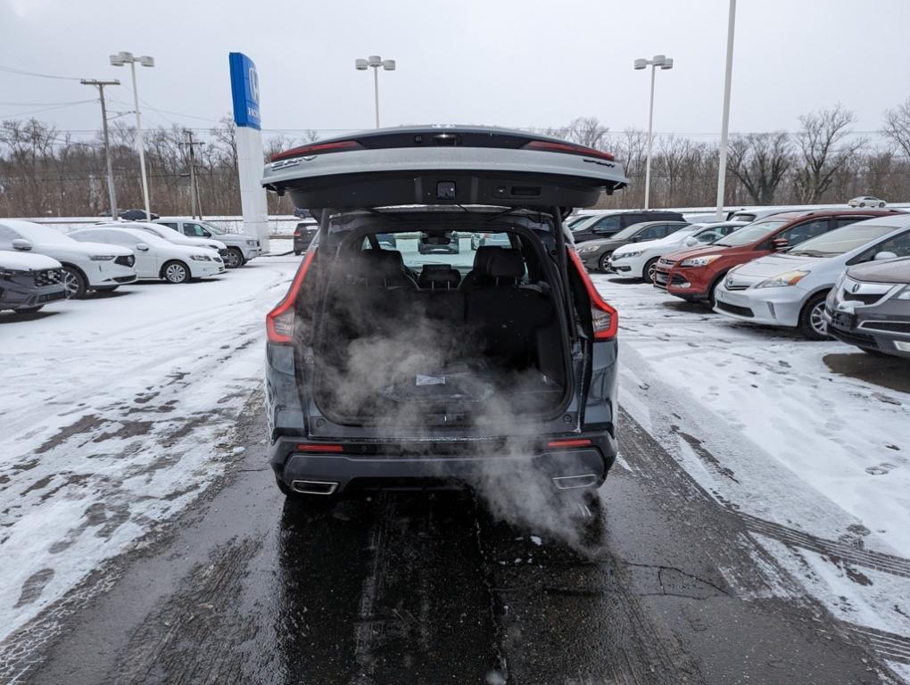 new 2025 Honda CR-V Hybrid car, priced at $38,565