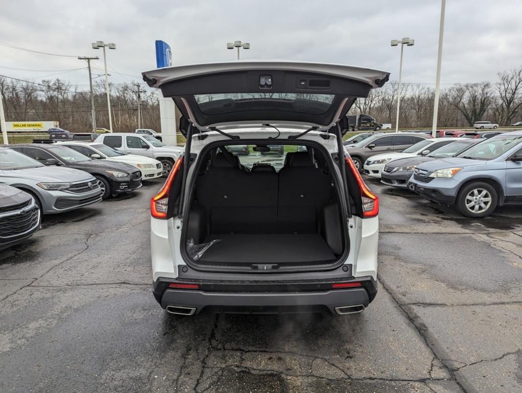 new 2025 Honda CR-V Hybrid car, priced at $42,605