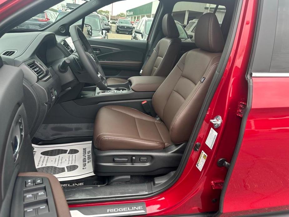 new 2025 Honda Ridgeline car, priced at $42,698