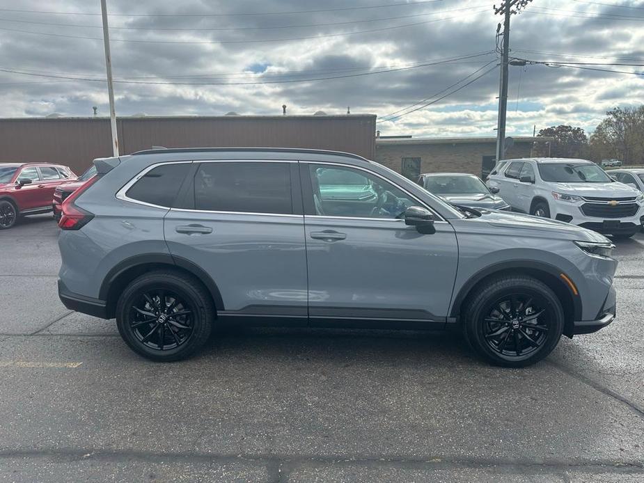 new 2025 Honda CR-V Hybrid car, priced at $38,996