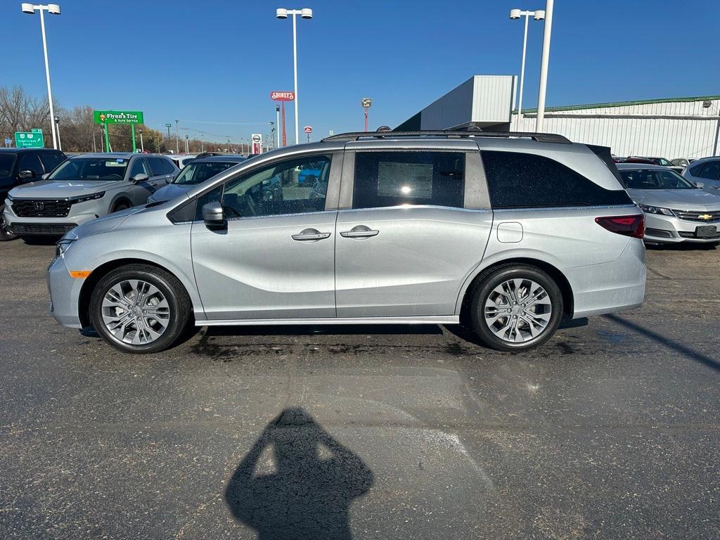 new 2025 Honda Odyssey car, priced at $48,600