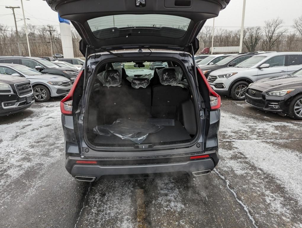 new 2025 Honda CR-V Hybrid car, priced at $35,901