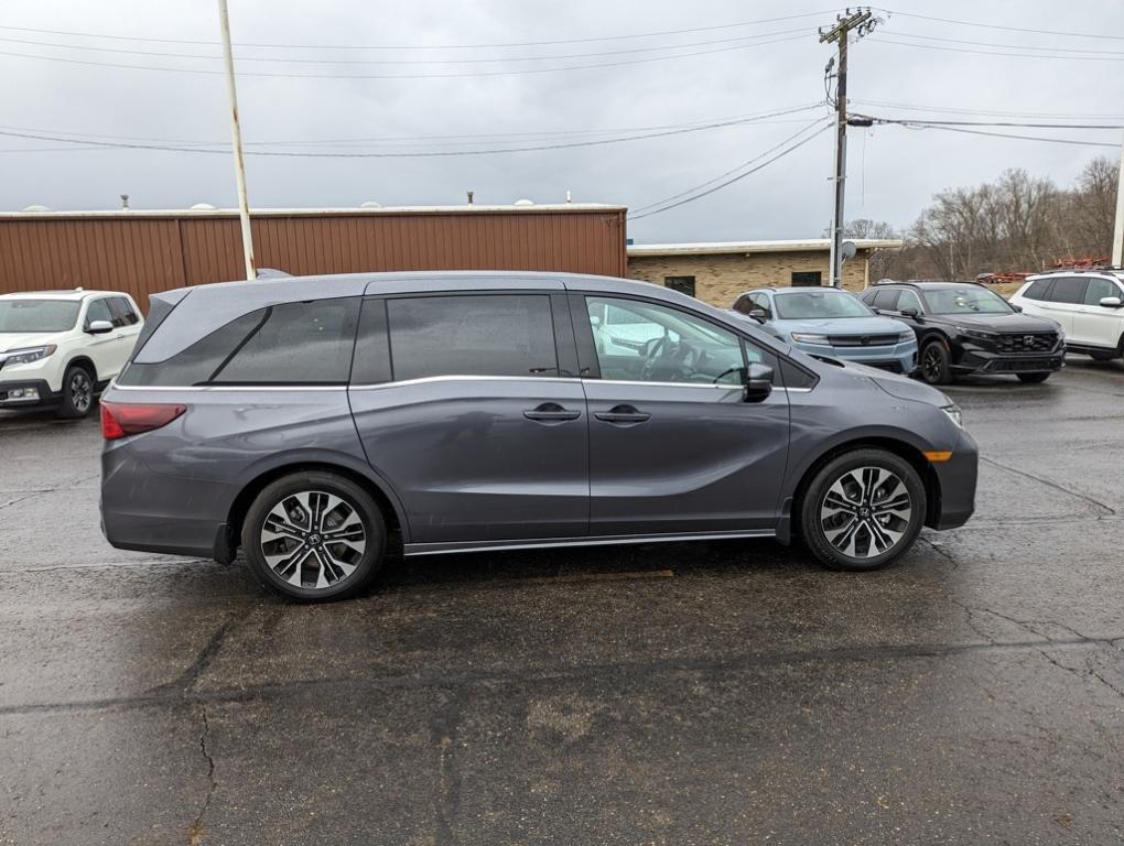 used 2025 Honda Odyssey car, priced at $49,798